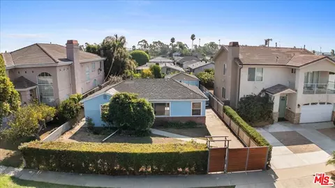12616 Bonaparte Ave, Los Angeles, CA 90066