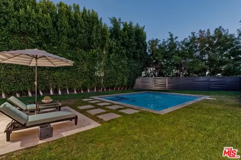 11230 Dilling St, Studio City, CA 91602 photo 16