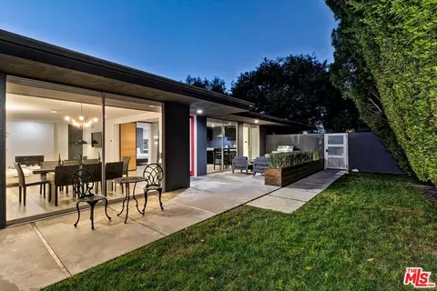 11230 Dilling St, Studio City, CA 91602 photo 15