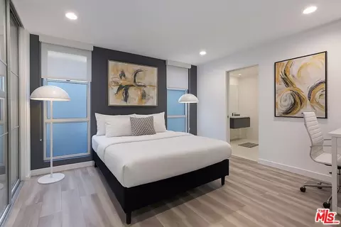 11230 Dilling St, Studio City, CA 91602 photo 11