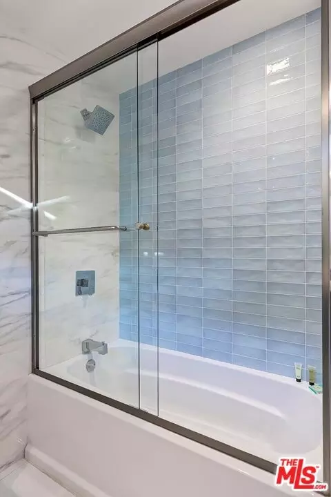 11230 Dilling St, Studio City, CA 91602 photo 13