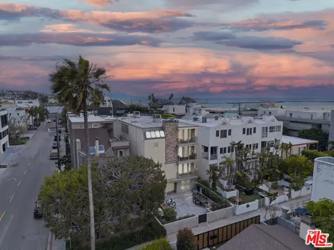 24 Voyage St #2, Marina Del Rey, CA 90292