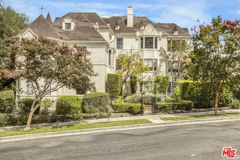 4327 Francis Ave, Los Angeles, CA 90005