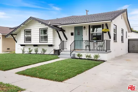 11433 214th St, Lakewood, CA 90715