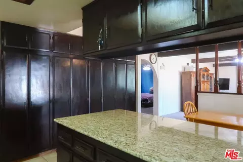 16065 Porter Ave, Riverside, CA 92504 photo 7