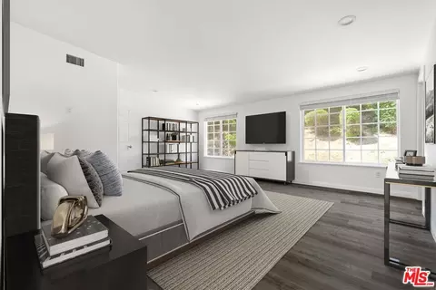 Bedroom - 18657 Kirkcolm Ln, Porter Ranch, CA 91326 photo 2 of 4