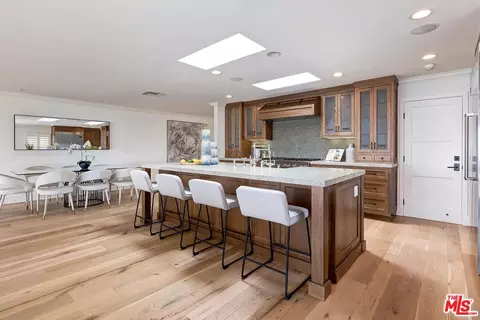 18120 Wakecrest Dr, Malibu, CA 90265 photo 15