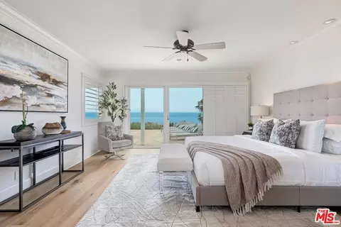 18120 Wakecrest Dr, Malibu, CA 90265 photo 28