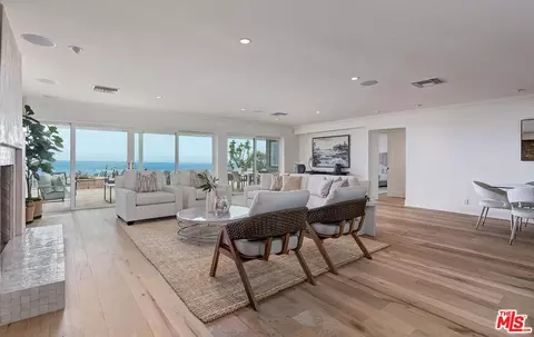 18120 Wakecrest Dr, Malibu, CA 90265 photo 9