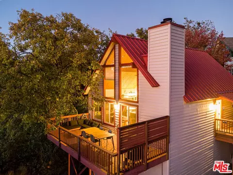 1260 Yukon Ct, Lake Arrowhead, CA 92352