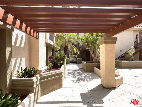 Exterior - 8356 Gardendale St, Paramount, CA 90723 photo 7 of 10