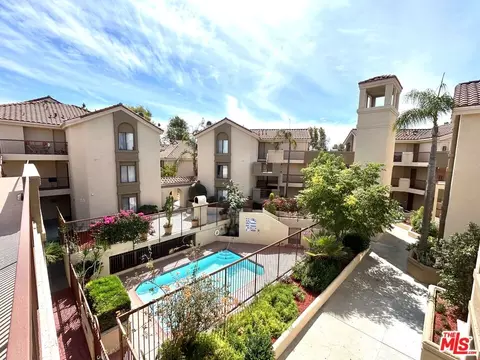 Exterior - 8356 Gardendale St, Paramount, CA 90723 photo 2 of 10