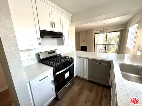 Kitchen - 8356 Gardendale St, Paramount, CA 90723 photo 4 of 4