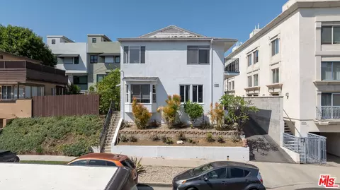 10393 Almayo Ave, Los Angeles, CA 90064
