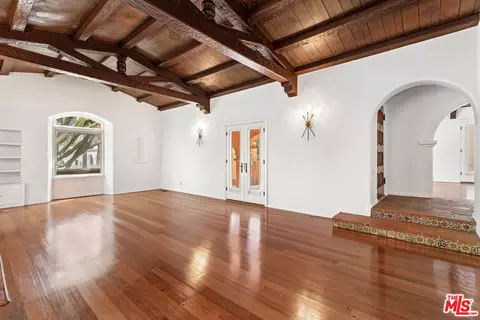 931 S Ogden Dr, Los Angeles, CA 90036