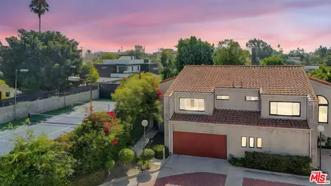 10748 National Blvd, Los Angeles, CA 90064