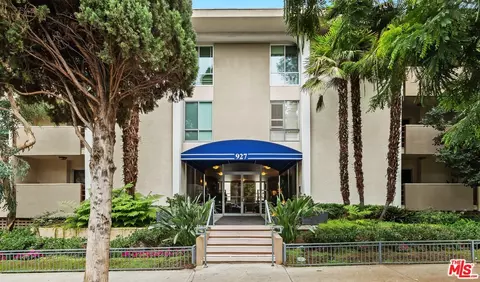 927 N Kings Rd #212, West Hollywood, CA 90069