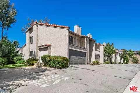 19547 Rinaldi St #30, Porter Ranch, CA 91326