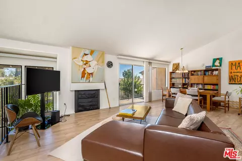 19547 Rinaldi St #30, Porter Ranch, CA 91326