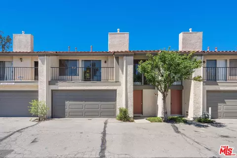19547 Rinaldi St #30, Porter Ranch, CA 91326