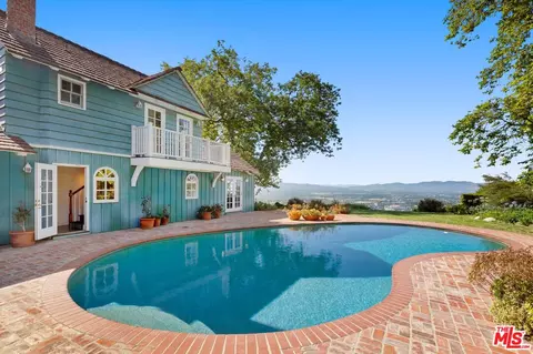 15401 Mulholland Dr, Los Angeles, CA 90077