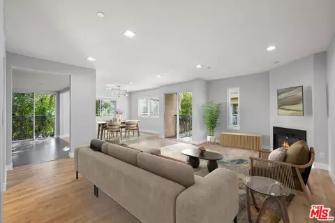 2468 Montrose Ave #6, Montrose, CA 91020