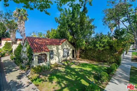 1015 N Martel Ave, West Hollywood, CA 90046