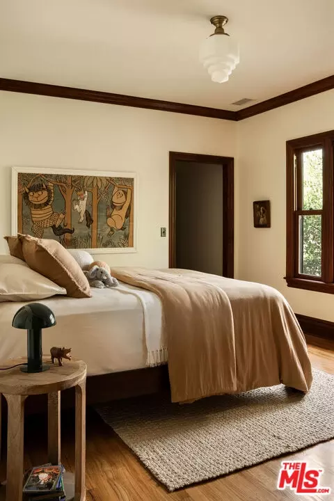 Bedroom - 1411 N Los Robles Ave, Pasadena, CA 91104 photo 8 of 11