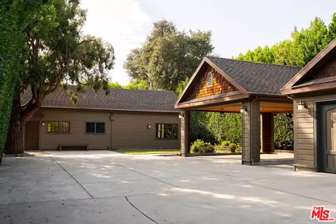 Exterior - 1411 N Los Robles Ave, Pasadena, CA 91104 photo 13 of 13