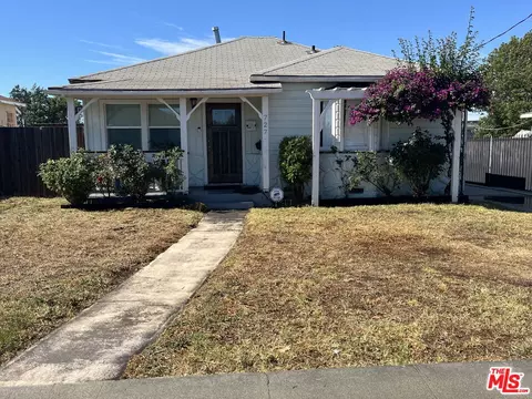 727 W 117th St, Los Angeles, CA 90044