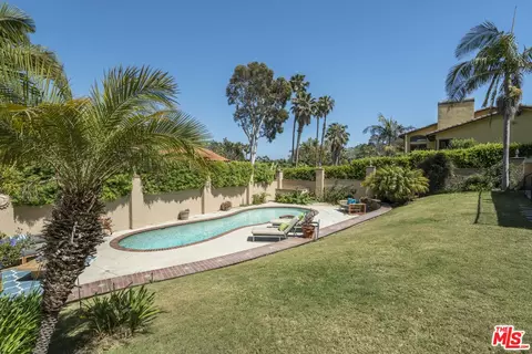 7036 Grasswood Ave, Malibu, CA 90265