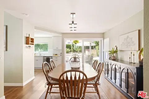 28051 Devon Ln, Saugus, CA 91350 photo 12
