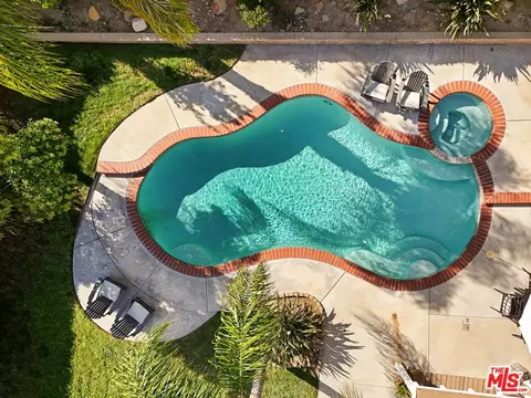 28051 Devon Ln, Saugus, CA 91350 photo 36