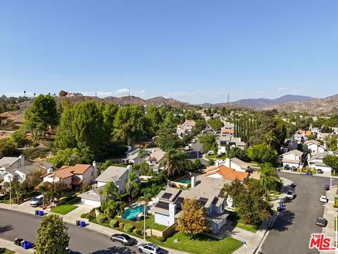 28051 Devon Ln, Saugus, CA 91350 photo 38