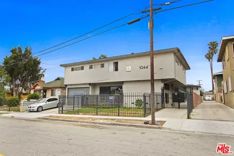 1044 W 110th St, Los Angeles, CA 90044