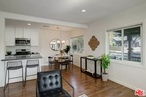 1827 Glen Ave, Pasadena, CA 91103 photo 9
