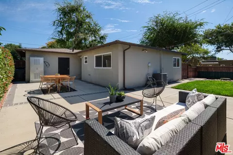 1827 Glen Ave, Pasadena, CA 91103 photo 23