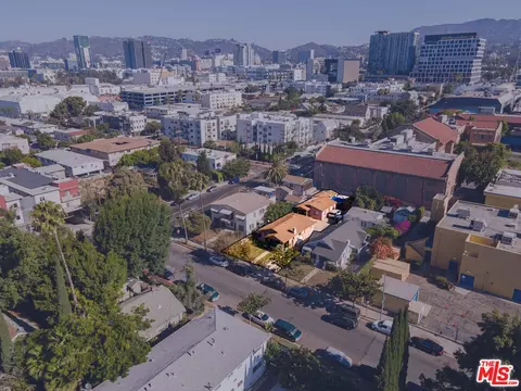 5851 La Mirada Ave, Los Angeles, CA 90038