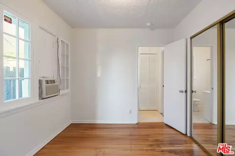 10606 Commerce Ave, Tujunga, CA 91042 photo 14