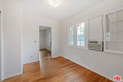 10606 Commerce Ave, Tujunga, CA 91042 photo 12