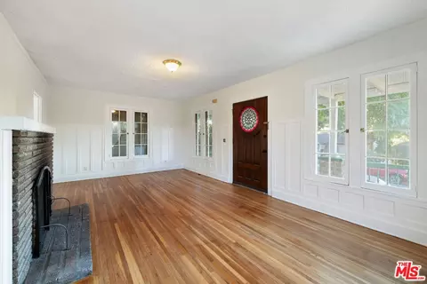 10606 Commerce Ave, Tujunga, CA 91042 photo 3