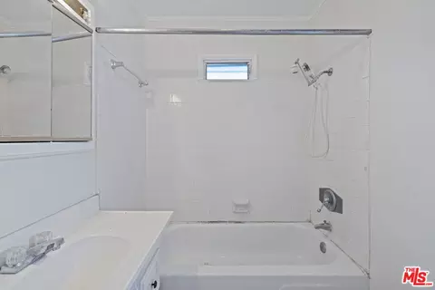 10606 Commerce Ave, Tujunga, CA 91042 photo 15