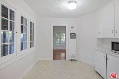 10606 Commerce Ave, Tujunga, CA 91042 photo 8