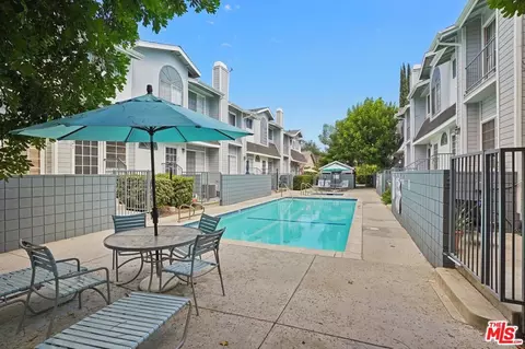 7420 Corbin Ave #12, Reseda, CA 91335 photo 24