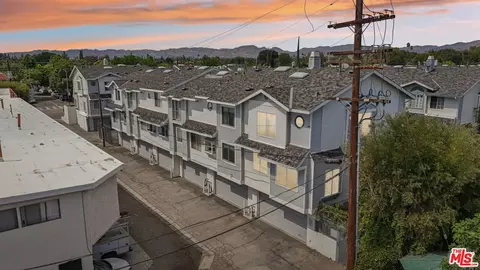 7420 Corbin Ave #12, Reseda, CA 91335 photo 23