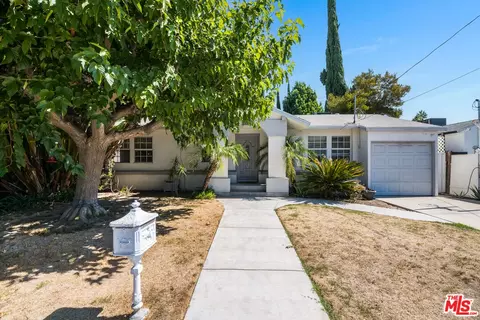 5244 Wilkinson Ave, Valley Village, CA 91607