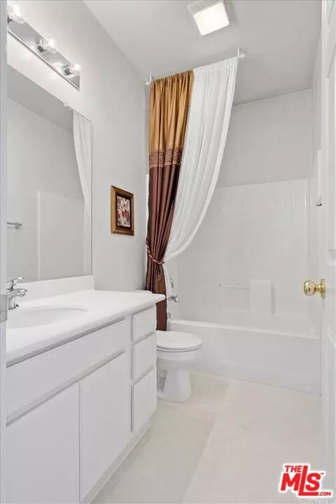 24257 Topacio Ct, Wildomar, CA 92595 photo 14