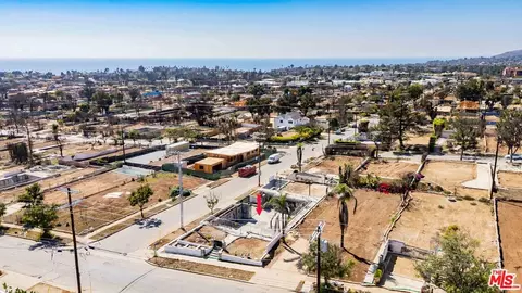 1101 Chautauqua Blvd, Pacific Palisades, CA 90272