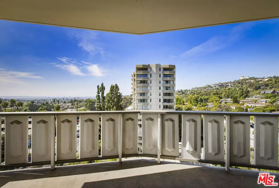 Other - 4411 Los Feliz Blvd #901, Los Angeles, CA 90027 photo 3 of 17