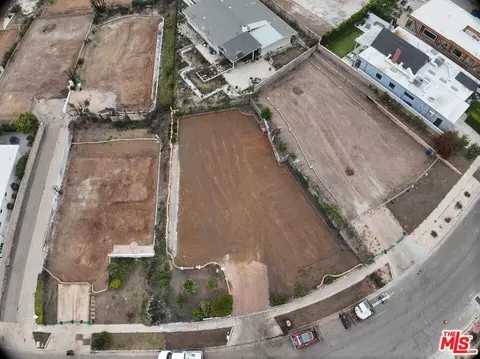 3649 Surfwood Rd, Pacific Palisades, CA 90265